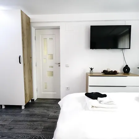 Apartment The -